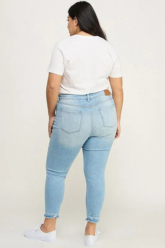 Eden Plus High Rise Crop Skinny
