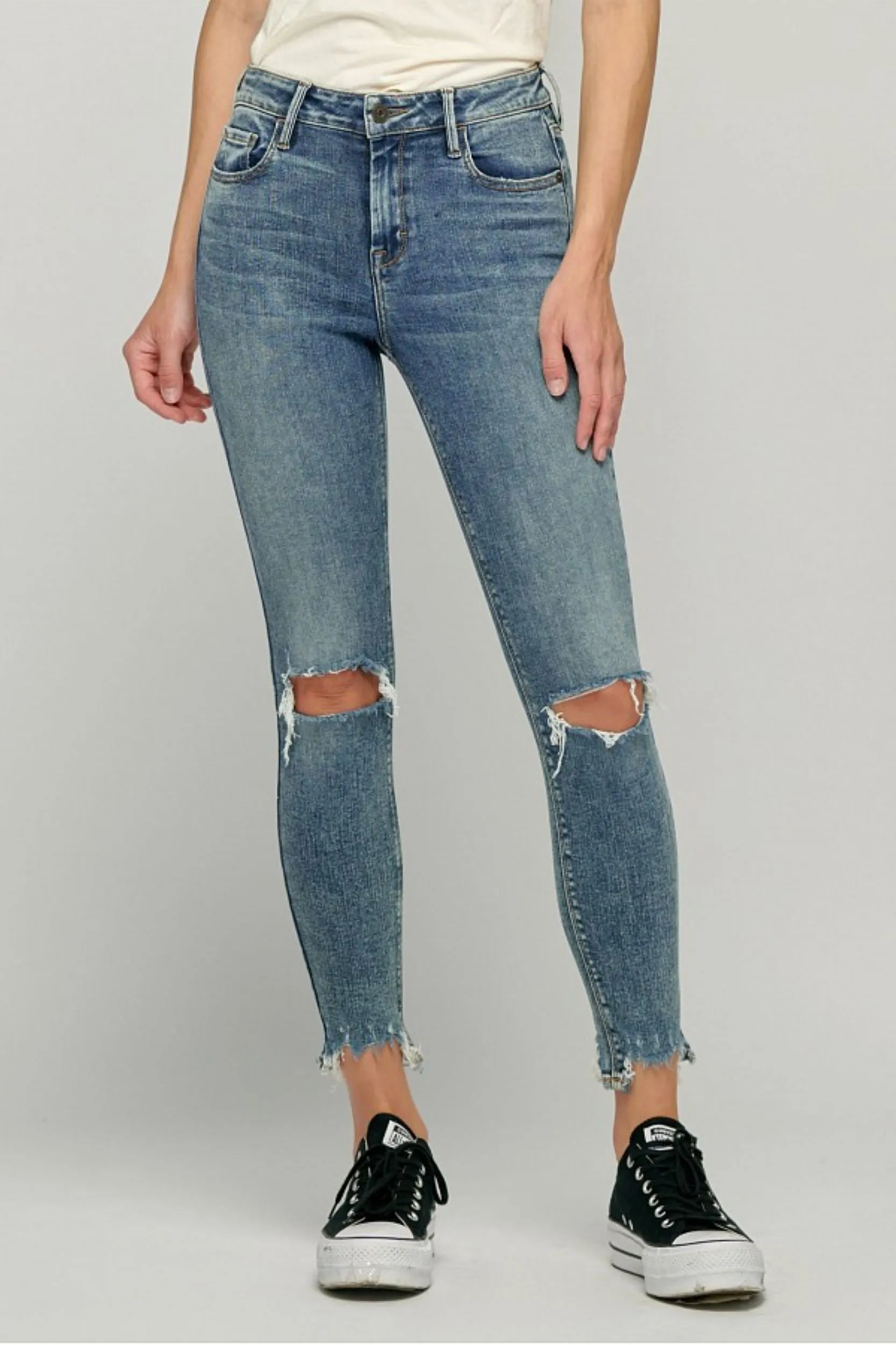 Hidden Amelia Dark Wash Chewed Hem Distressed Skinny 27in Inseam