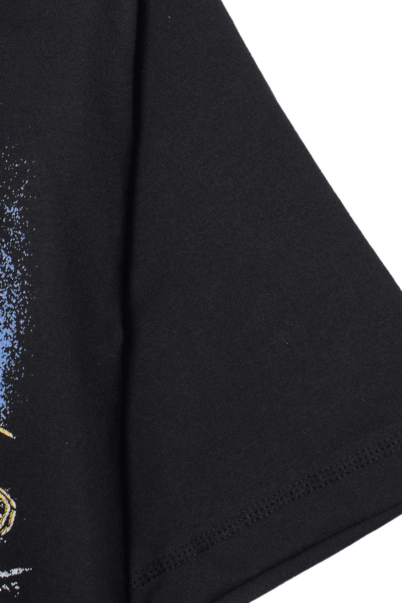 "LYCAN V2" TEE IN CAVIAR