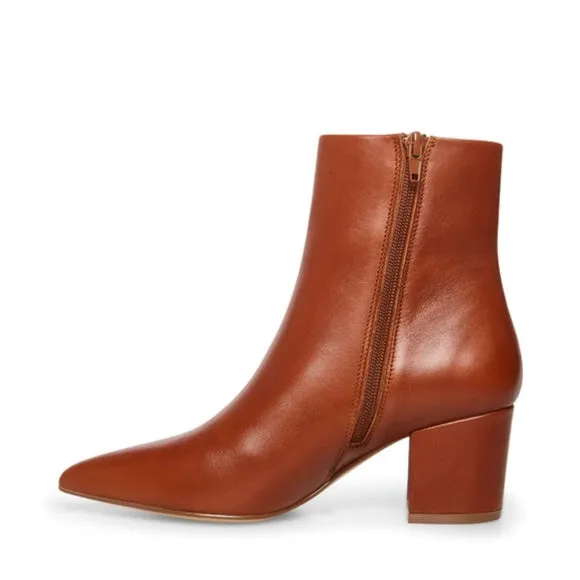 Steve Madden Ossie Cognac Leather Bootie Sleek Pointed Toe Fashion Ankle Boots